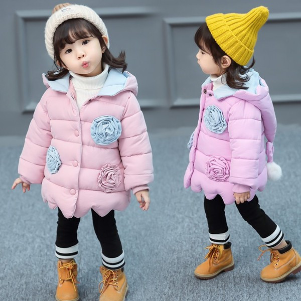 Παιδικό χειμερινό μπουφάν με στοιχεία 3D και κουκούλα για κορίτσια