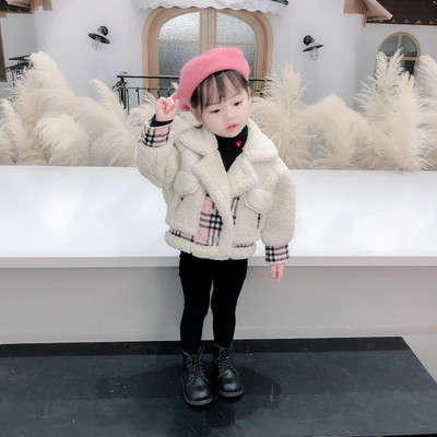 Laste nööpide ja kraega sulejope tüdrukutele