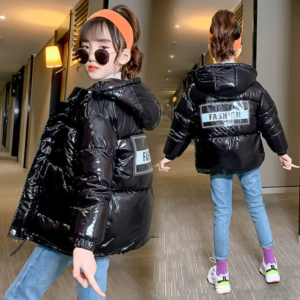 Χειμερινό μπουφάν για κορίτσια με γυαλιστερό αποτέλεσμα