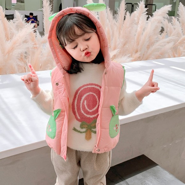 Igapäevane kapuutsi ja nööpidega lastevest tüdrukutele