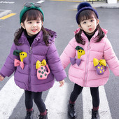 Kapuutsiga ja 3D elementidega talvine laste jope tüdrukutele