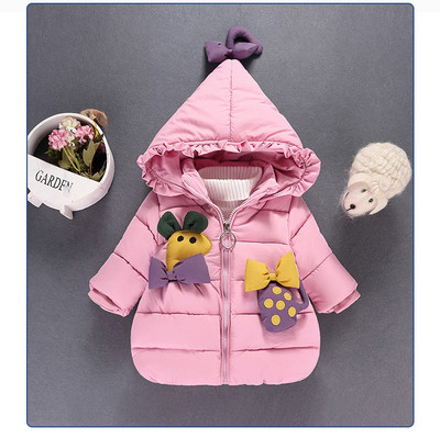 Kapuutsiga ja 3D elementidega talvine laste jope tüdrukutele