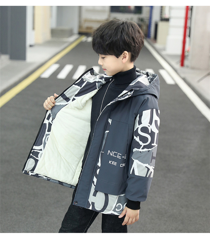 Pehme voodri ja kapuutsiga laste jope poistele