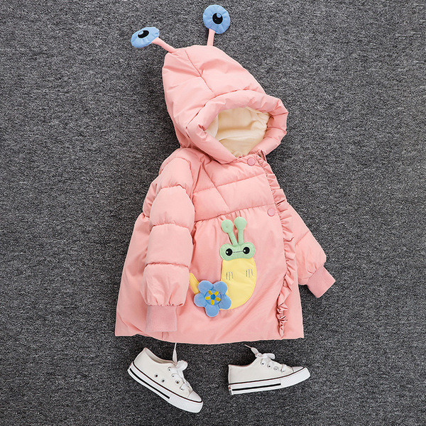 3D-elemendi ja kapuutsiga laste talvejope tüdrukutele