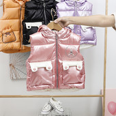 Laste kaasaegne suurte taskutega vest