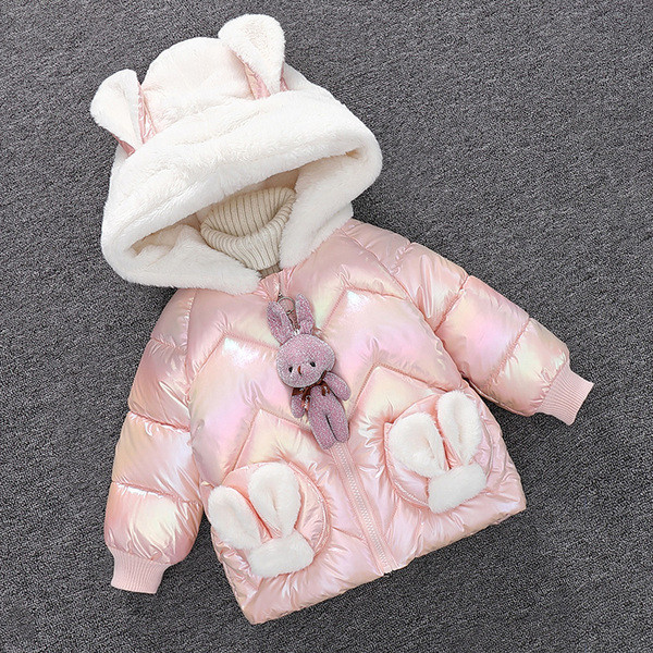 Laste kaasaegne talvejope elemendiga - plüüsist jänes