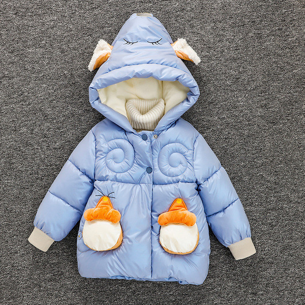 Kapuutsiga ja 3D elemendiga laste talvejope poistele