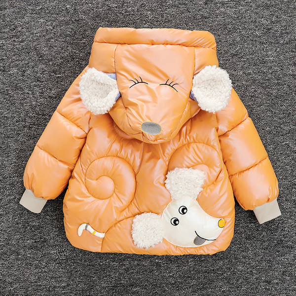 Kapuutsiga ja 3D elemendiga laste talvejope poistele