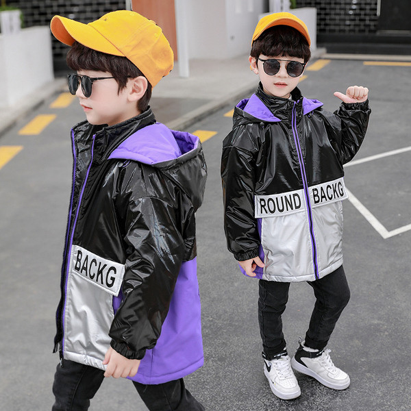 Dječja jakna za dječake s kapuljačom i patentnim zatvaračem