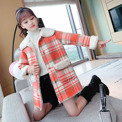 Pehme voodri ja taskutega laste ruuduline mantel