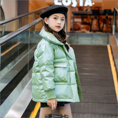 Taskutega läikiva efektiga talvejope tüdrukutele