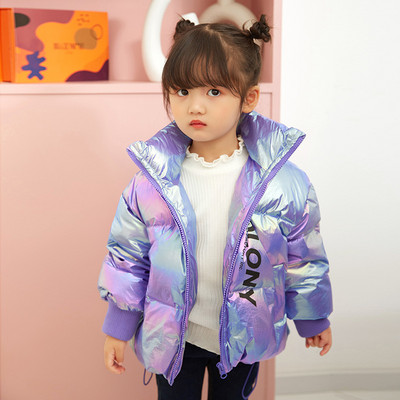 Särava efekti ja kirjadega laste talvejope - unisex mudel