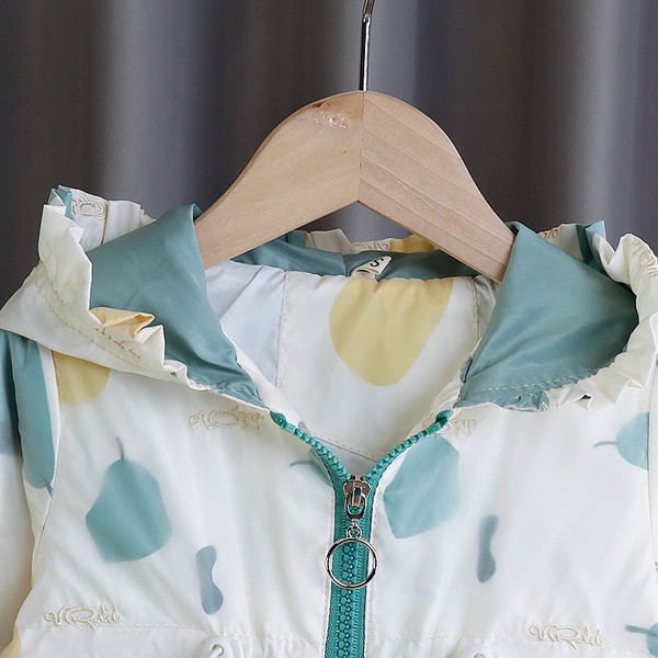 Moodne kapuutsiga ja kummiga laste jope tüdrukutele