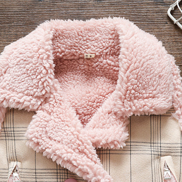 Pehme voodriga uus mudel tüdrukutele mõeldud lastevest