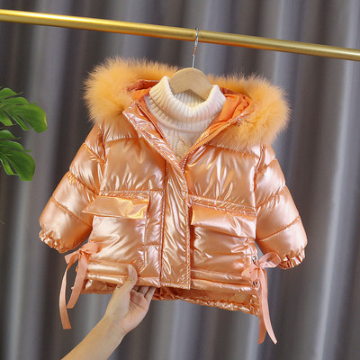 Moodne kapuutsiga ja udusulgedega laste soojendaja tüdrukutele