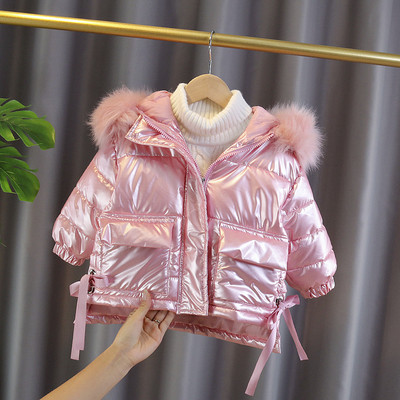 Moodne kapuutsiga ja udusulgedega laste soojendaja tüdrukutele