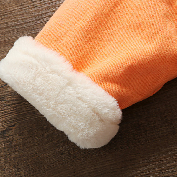 Moodne kapuutsiga ja pehme voodriga lastemantel tüdrukutele