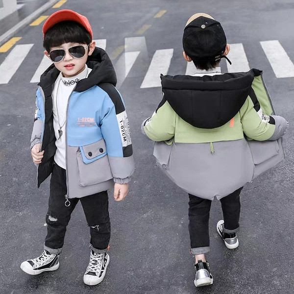 Topla zimska jakna za dječake sa kapuljačom