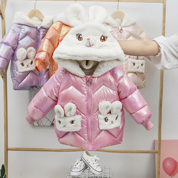 Sügis-talvine laste jope sulekapuutsiga ja 3D elemendiga