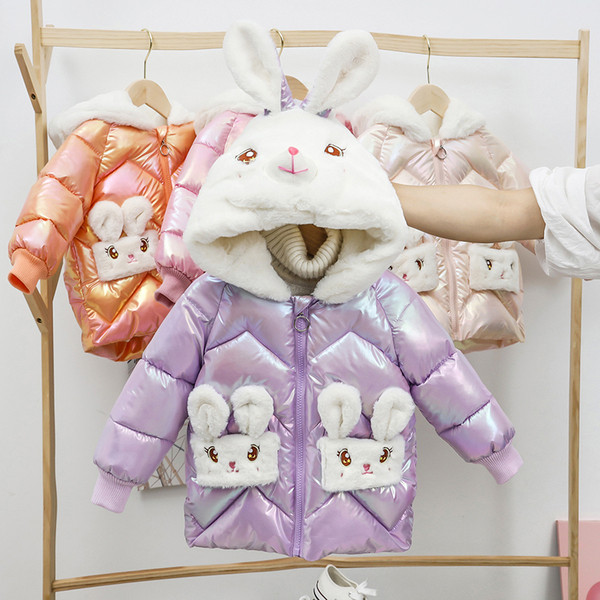 Sügis-talvine laste jope sulekapuutsiga ja 3D elemendiga