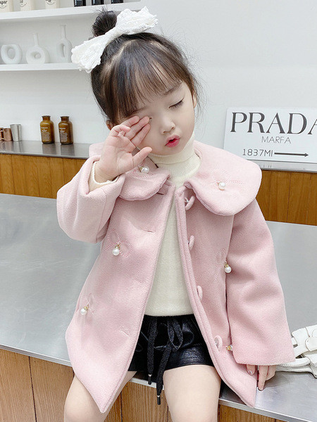 Moderan dječji kaput s perlama i gumbima