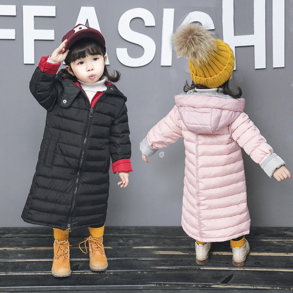 Kapuutsiga ja lukuga laste talvejope piklik mudel