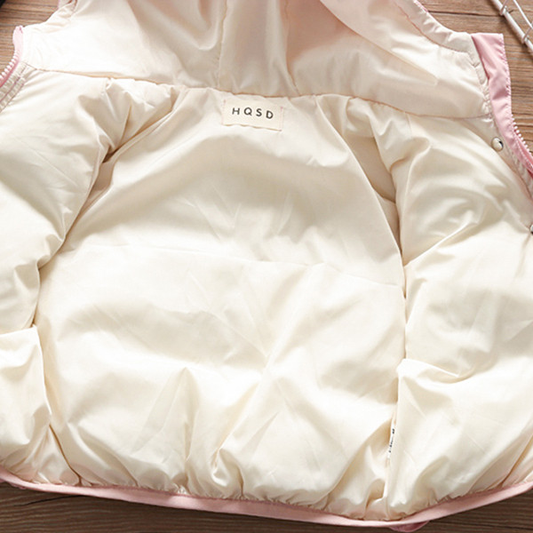 Kapuutsiga ja aplikatsiooniga seljal igapäevane laste soojendaja tüdrukutele