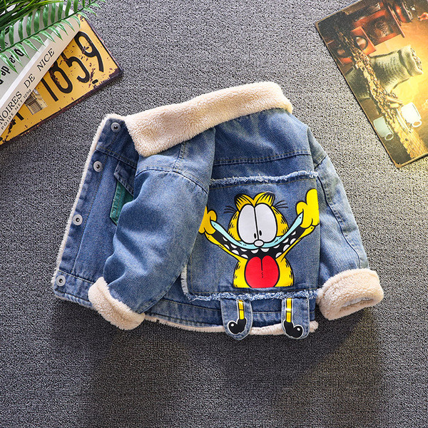 Moodne pehme voodri ja aplikatsiooniga teksajakk poistele