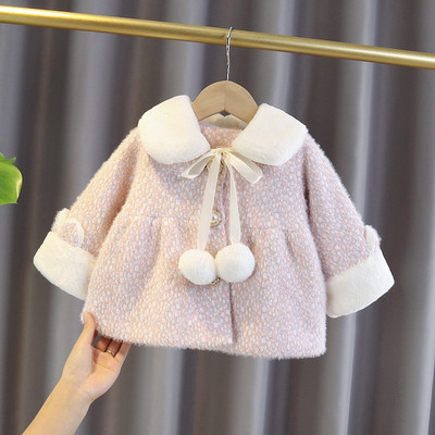 Moodne 3D elemendi ja litritega lastemantel tüdrukutele