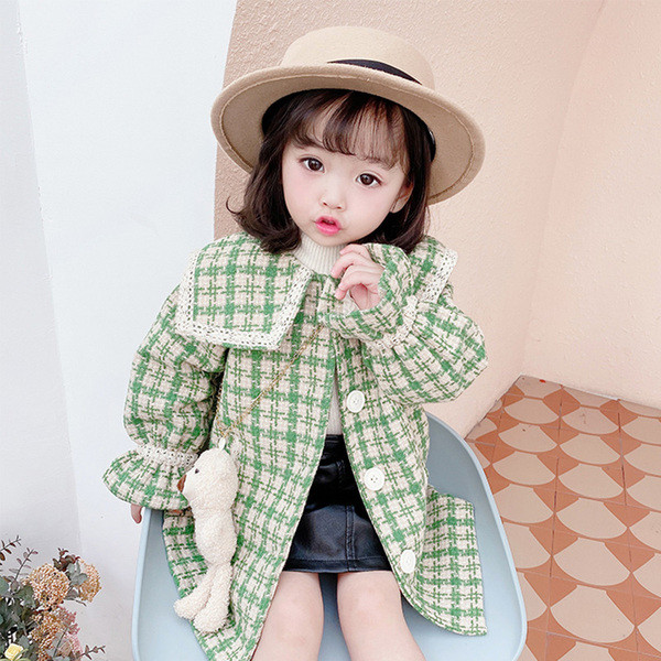 Ruuduline laste pikk mantel nööpide ja kaisukaru aksessuaariga