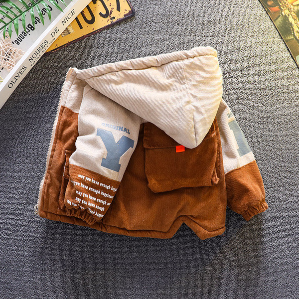 Dječja ležerna jakna za dječake s kapuljačom i natpisima