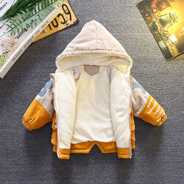 Dječja ležerna jakna za dječake s kapuljačom i natpisima