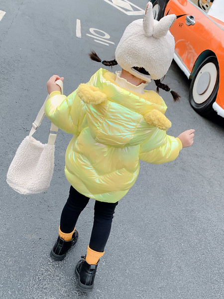 Laste jope tüdrukutele nööpide ja kapuutsiga