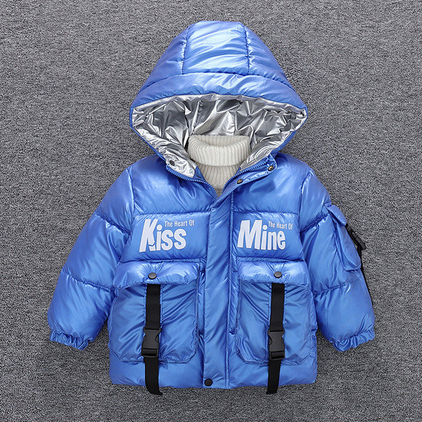 Μοντέρνο χειμερινό παιδικό μπουφάν με κουκούλα και επιγραφές