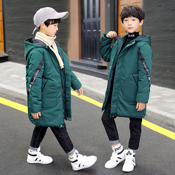 Novi model toplije zimske jakne srednje dužine za dječake
