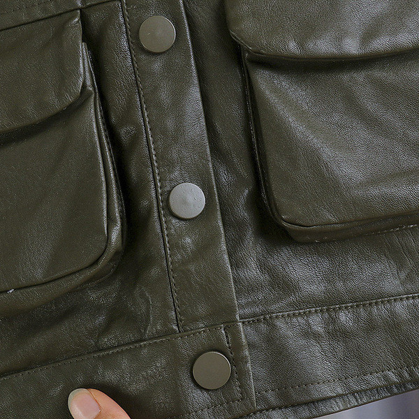 Rohelist värvi laste nahktagi uus mudel