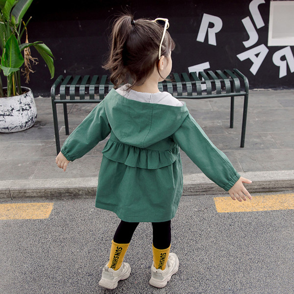 Sügisene laste jope tüdrukutele kapuutsi ja nööpidega