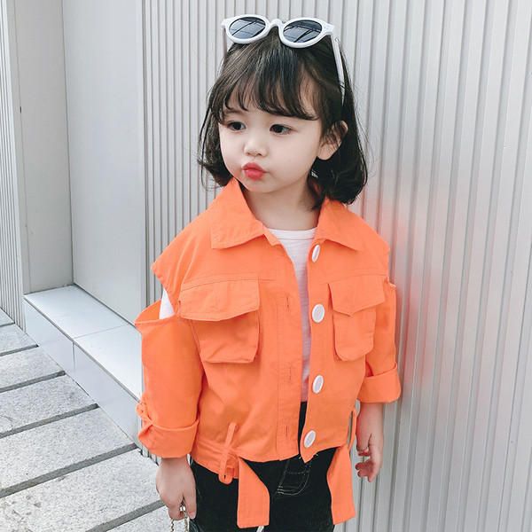 Dječja jesenska jakna za djevojčice na gumbe u narančastoj boji