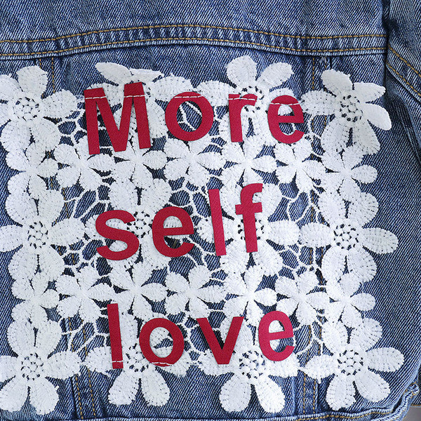 Geaca de blugi copii model nou cu nasturi colorati pentru fete