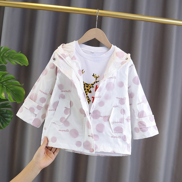 Täpilise kapuutsiga igapäevane laste jope tüdrukutele