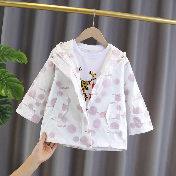 Täpilise kapuutsiga igapäevane laste jope tüdrukutele