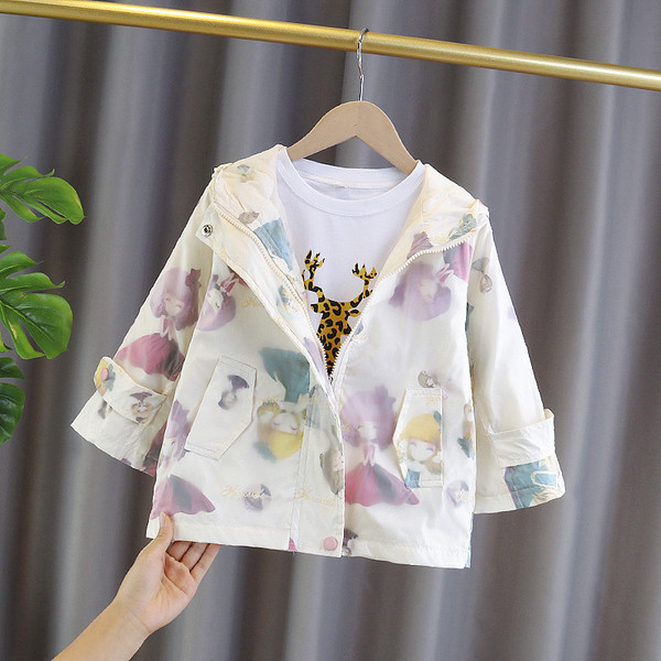 Kapuutsiga ja aplikatsiooniga laste jope - tüdrukutele