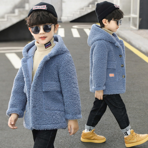 Moderan dječji kaput za dječake s kapuljačom i vezom