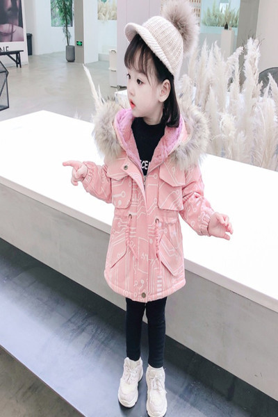 Kolmes värvitoonis kapuutsiga ja udusulgedega laste vabaaja jope