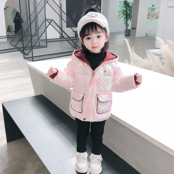 Tüdrukutele sobiv kapuutsiga ja taskutega laste vabaaja jope