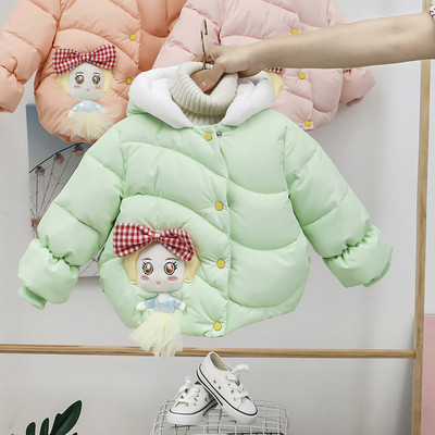 Moodne laste talvejope paela ja 3D elemendiga kapuutsil