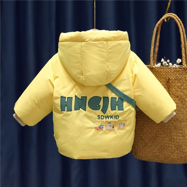 Moderna dječja grijalica za dječake s aplikacijom