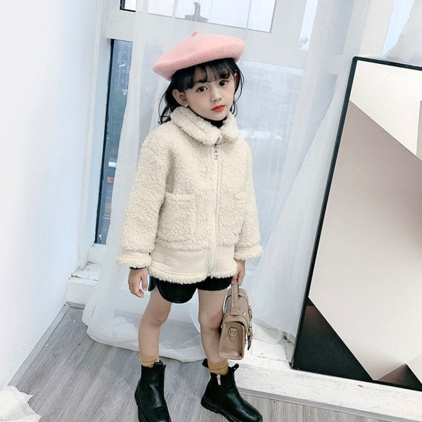 Novi model jesensko zimskog kaputa za djevojčice