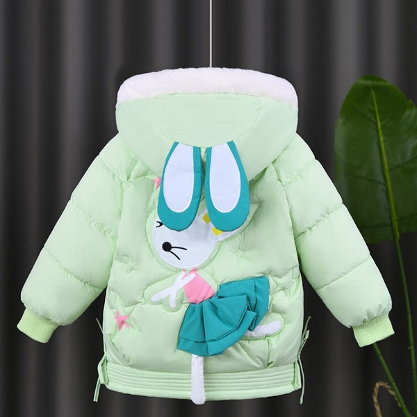 Dječja zimska jakna s toplom postavom i 3D aplikacijom na leđima