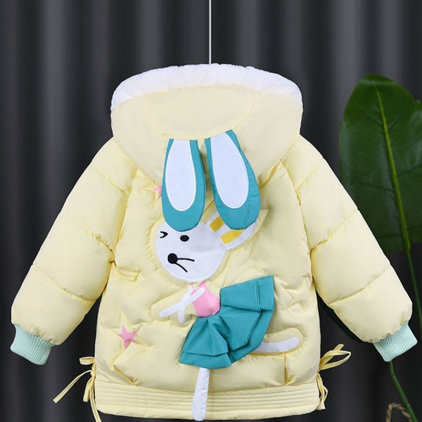 Dječja zimska jakna s toplom postavom i 3D aplikacijom na leđima